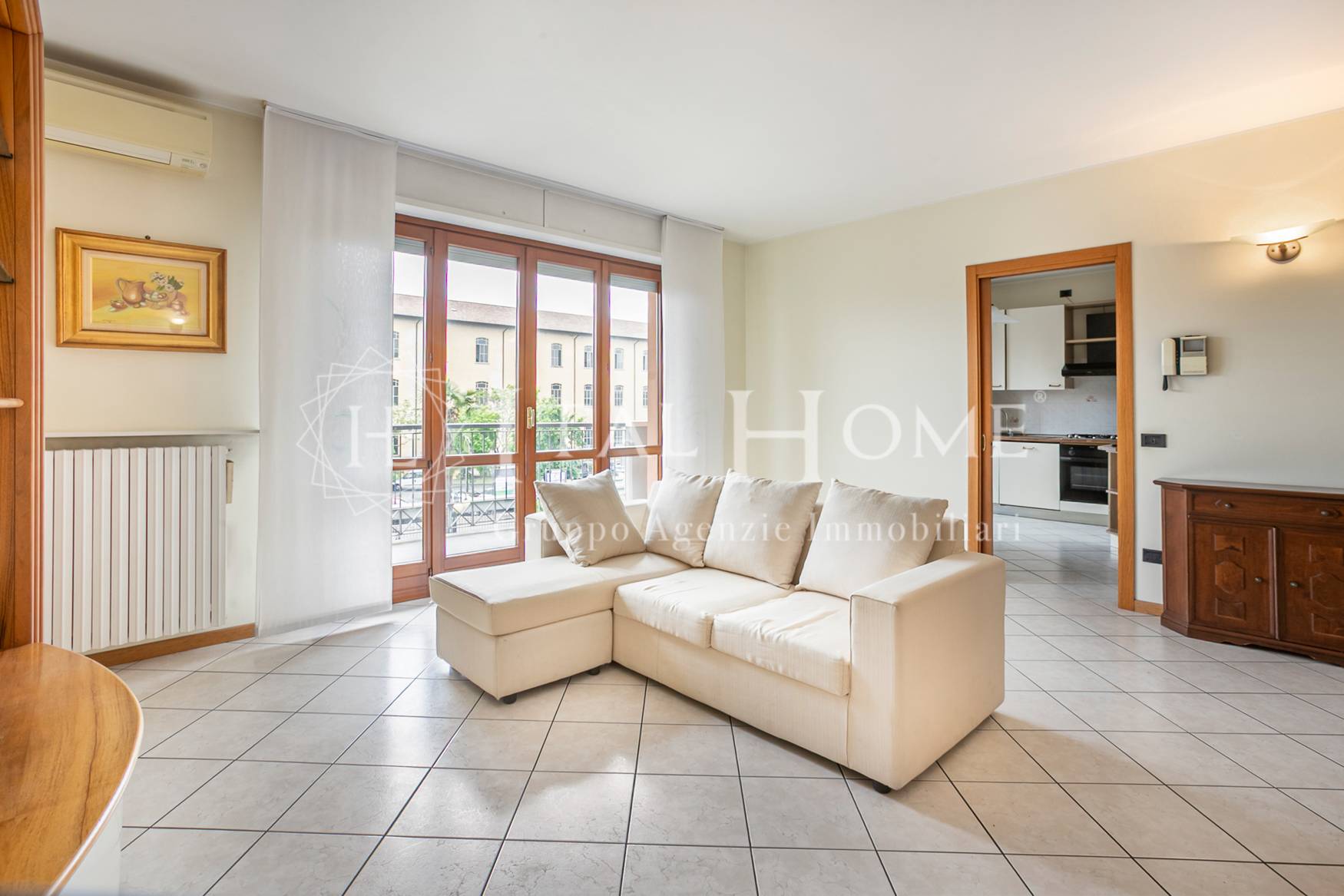 NEW ENTRY! OCCASIONISSIMA! BELLISSIMO APPARTAMENTO, TRIPLA ESPOSIZIONE CON TERRAZZA, VISTA BASILICA, PARCO VERDE SOTTO CASA, PARZ. ARREDATO