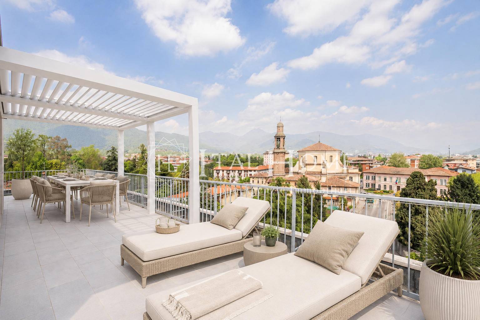 FRONTE PARCO REICH, VENDESI VERO ATTICO TUTTO NUOVO CON TERRAZZA STREPITOSA-VISTA MOZZAFIATO !