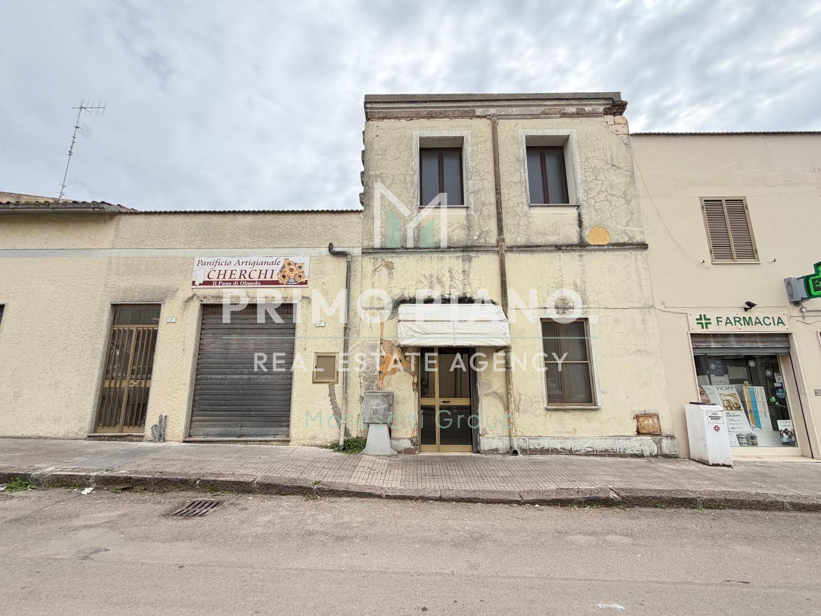 Locale commerciale a Olmedo