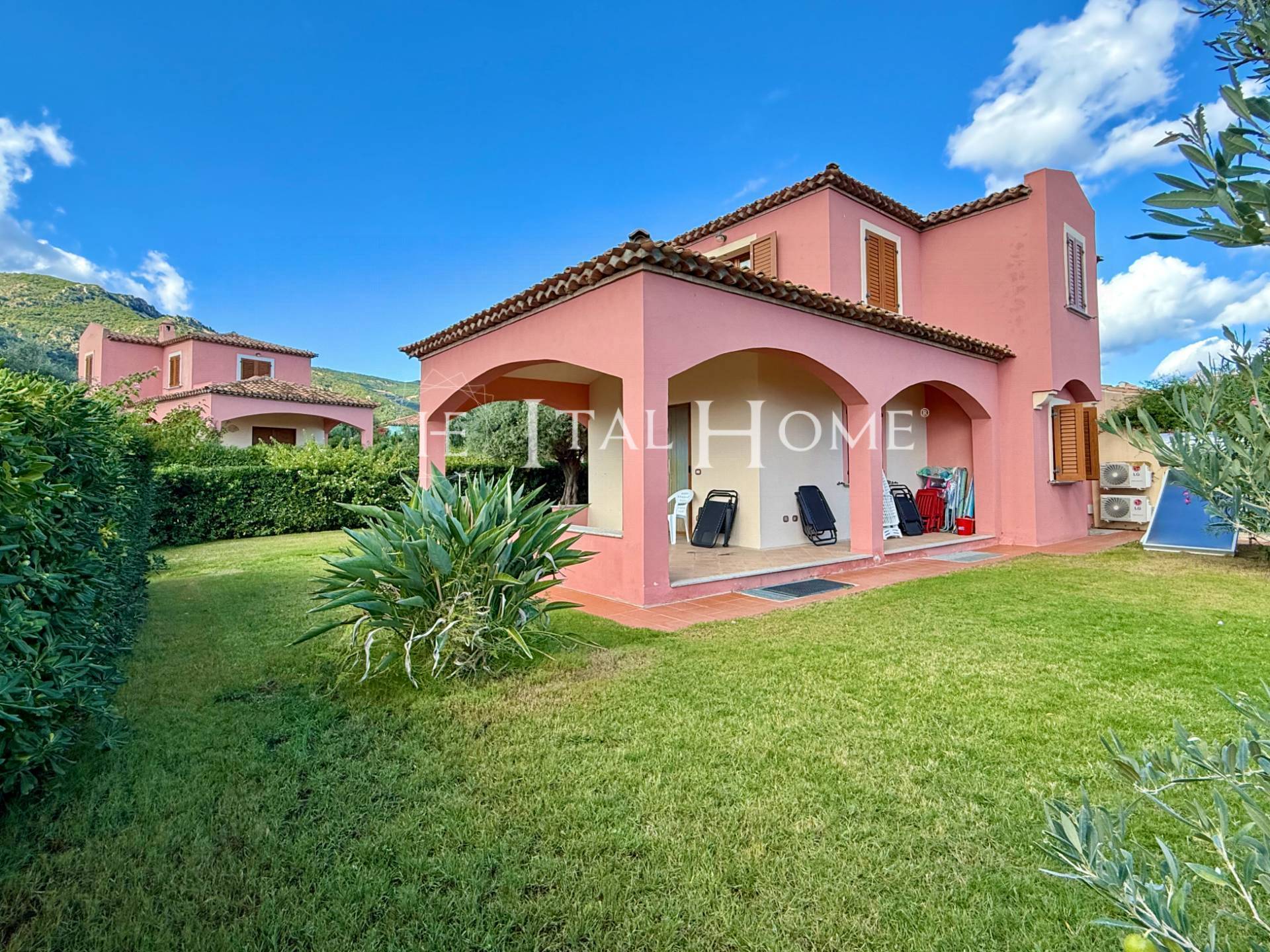 Villa capo schiera in Ogliastra con vista mare, a 4 minuti dalla spiaggia