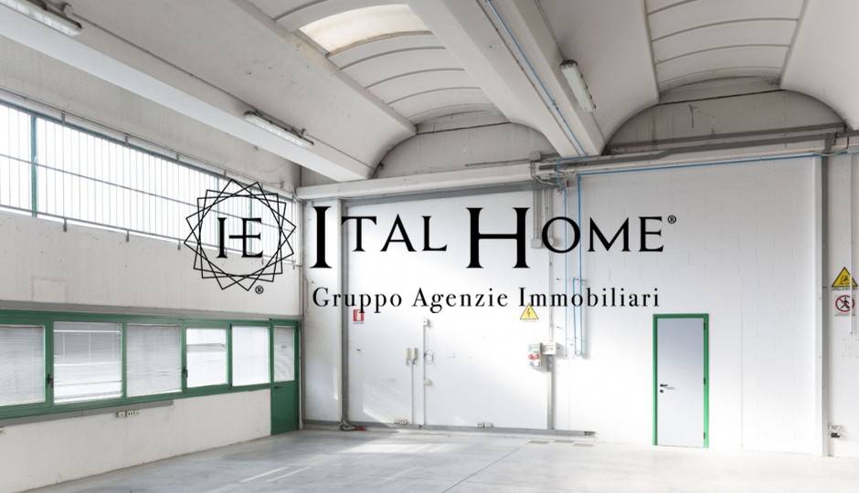 Capannone a Calolziocorte