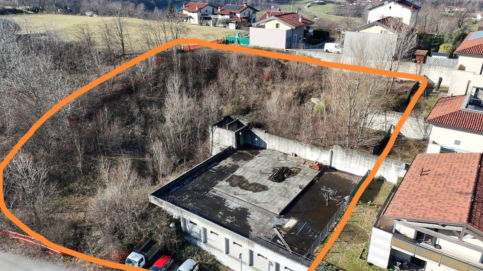 Terreno edificabile a Castello di Brianza