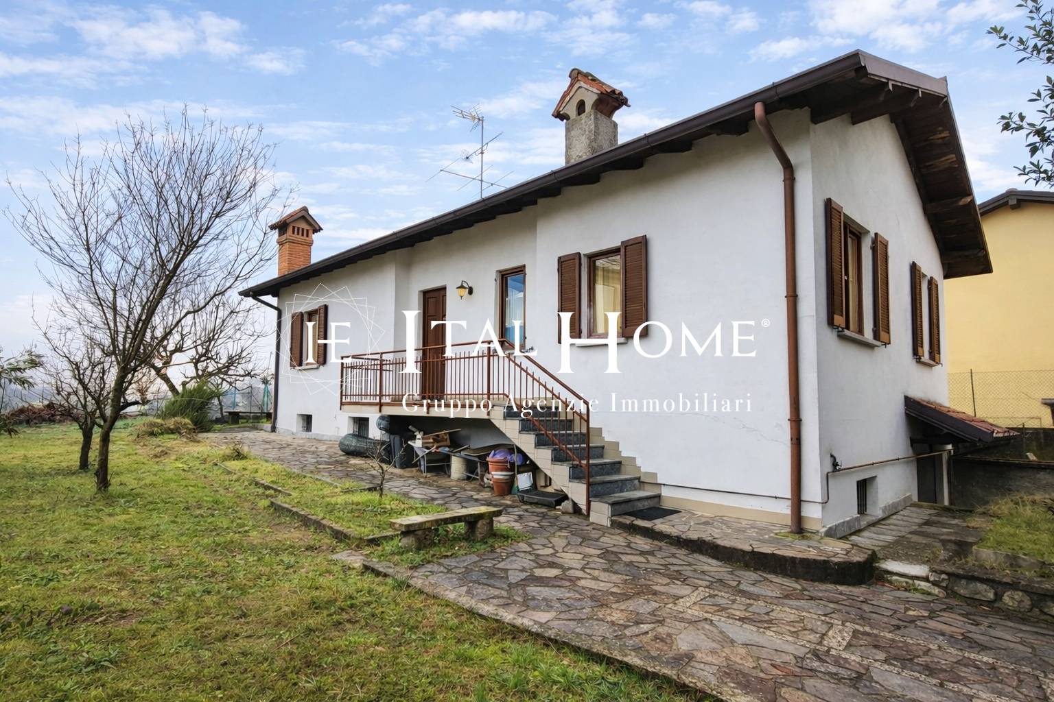 Villa a Santa Maria Hoè