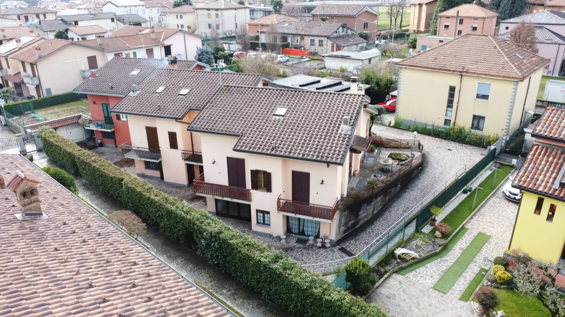 Villetta a schiera a Suisio