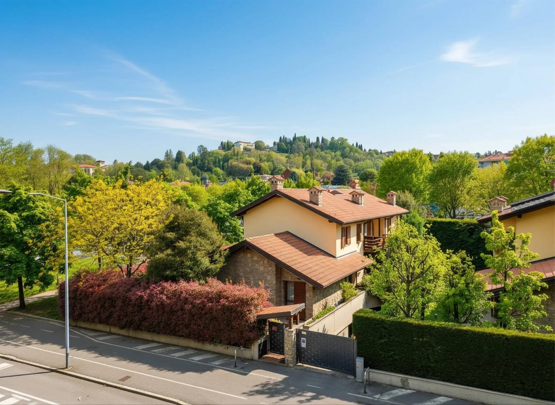 Villa In Vendita a Bergamo