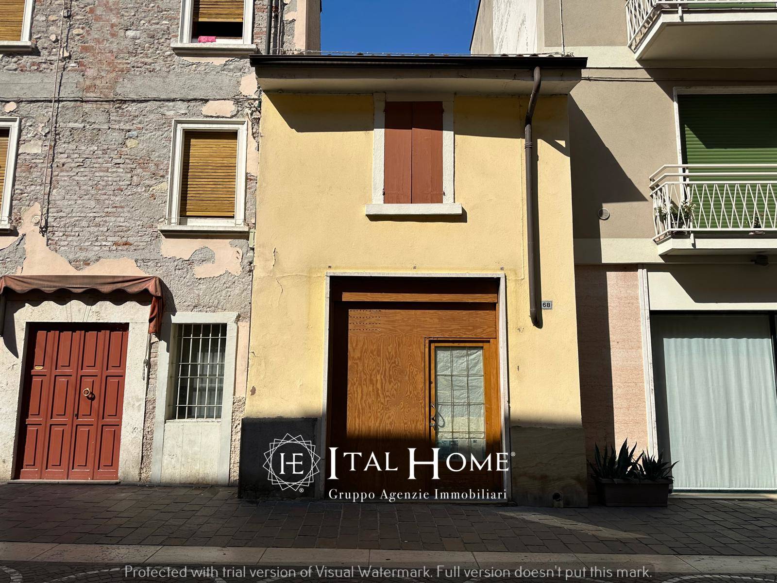 Locale commerciale a Bussolengo