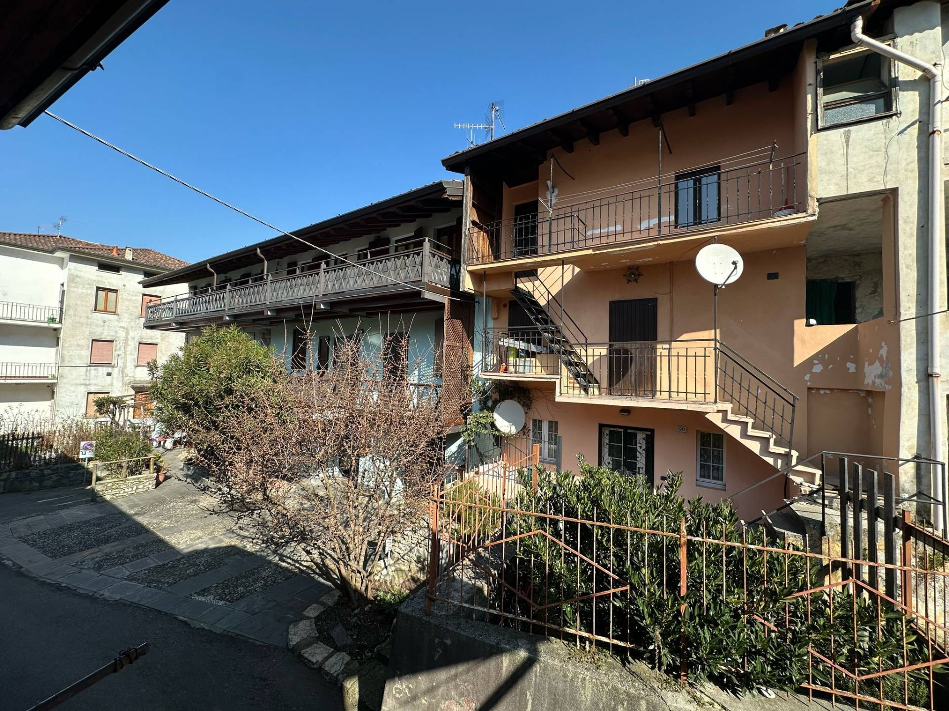 Appartamento a Pradalunga