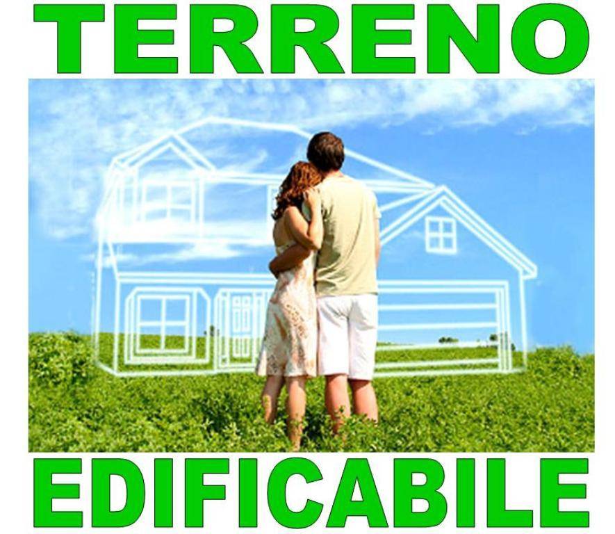 AMPIO TERRENO EDIFICABILE