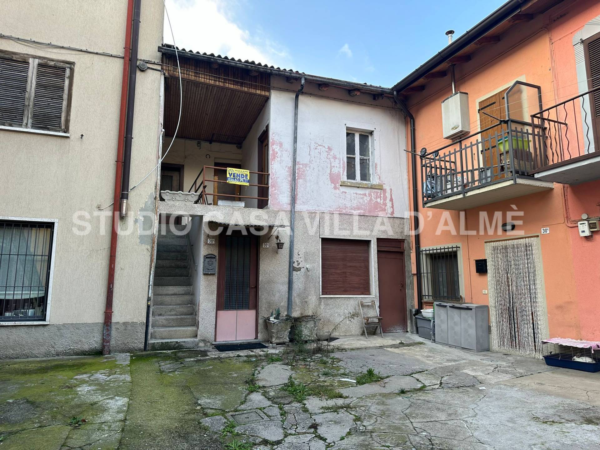 Porzione di casa a Villa d'Almè