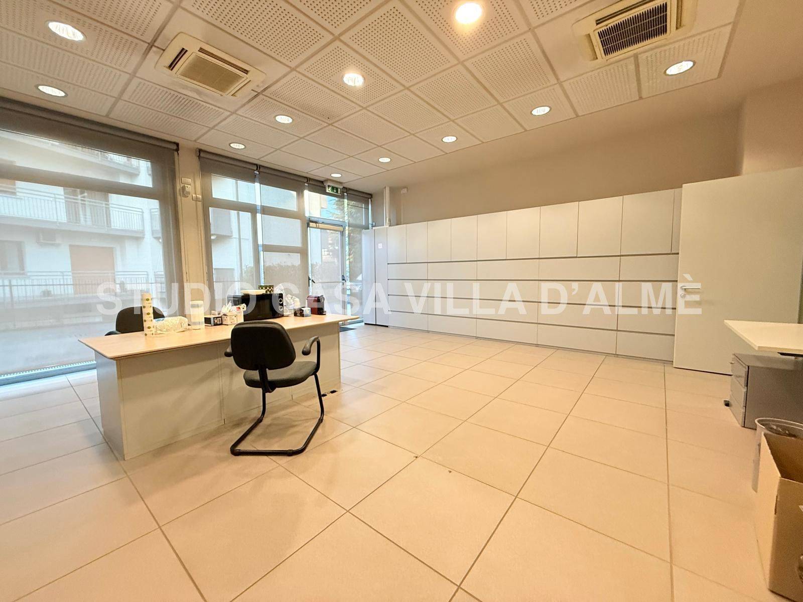 Studio/Ufficio a Scanzorosciate