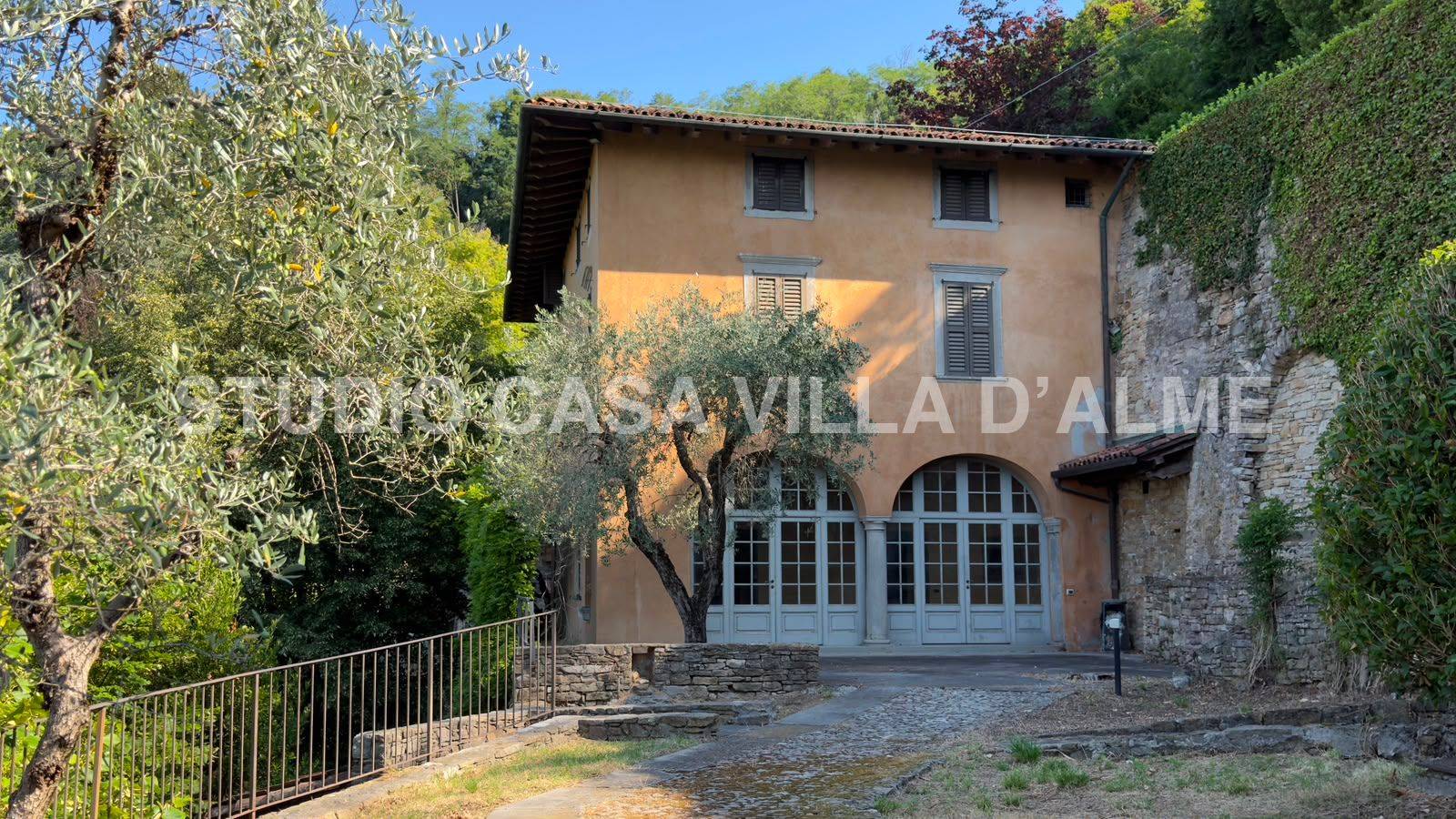 Appartamento In Vendita a Bergamo