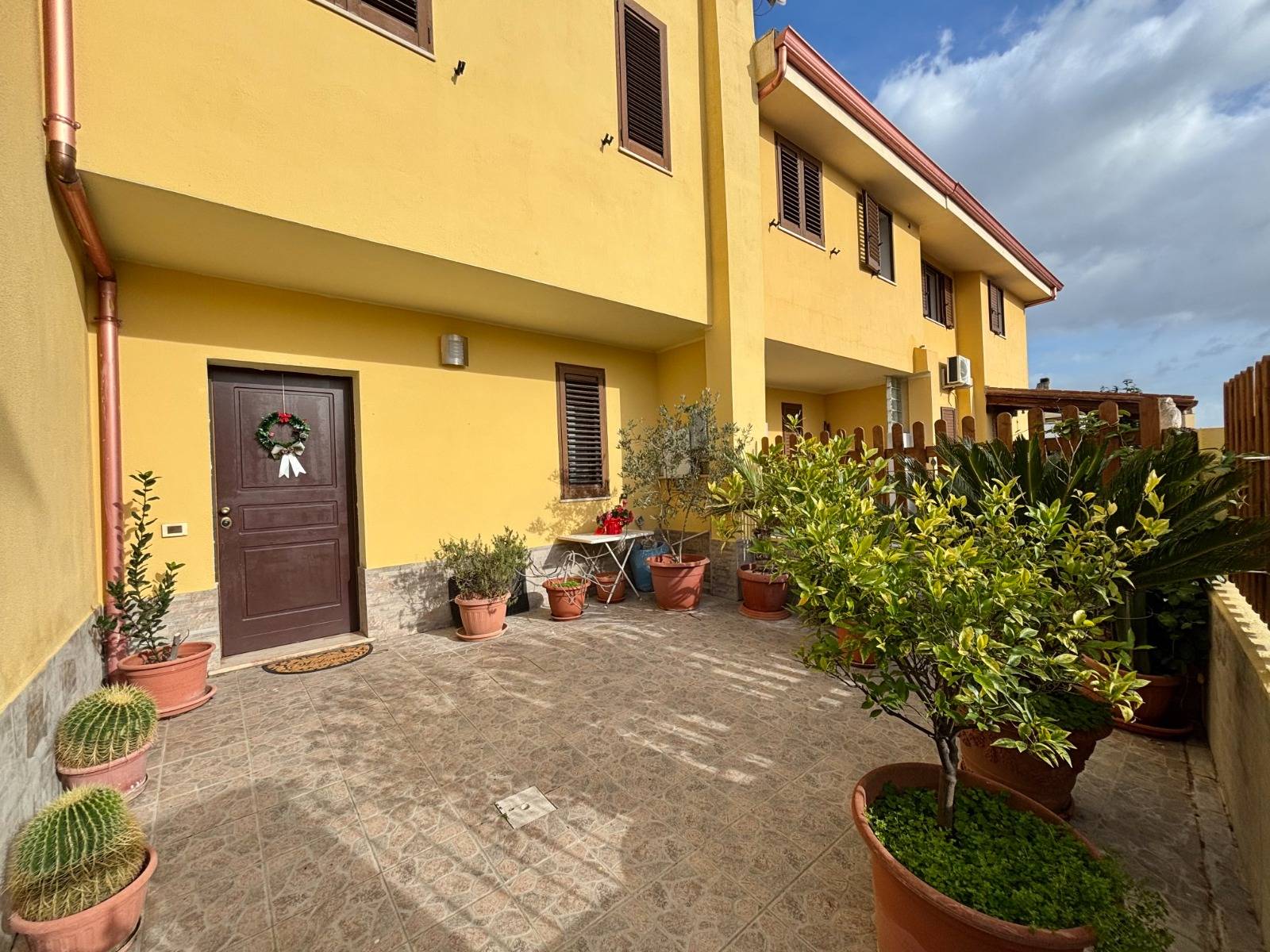 Villetta a schiera a Uta