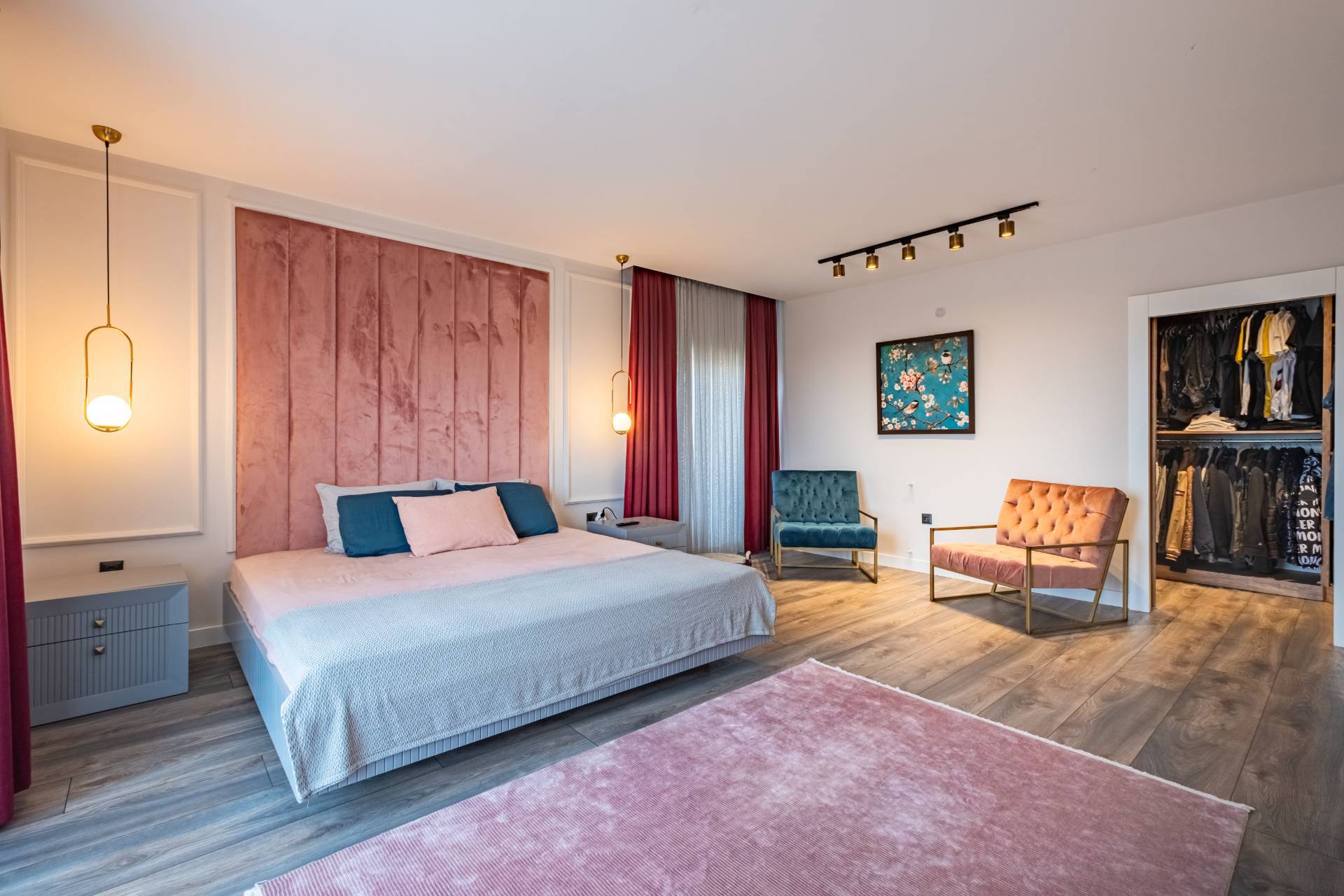 NUOVISSIMA VILLA BIFAMILIARE CON GIARDINO PRIVATO E BOX!