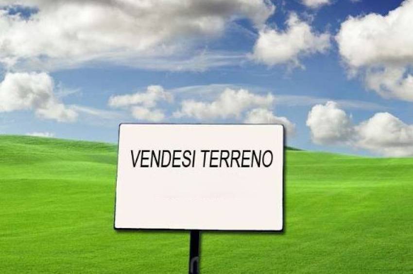 Terreno Agricolo In Vendita a Cologno al Serio